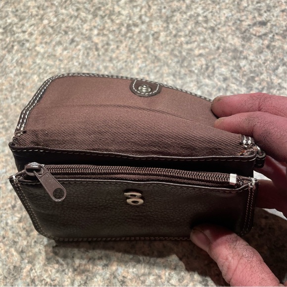 Fossil Leather Wallet - Picture 3 of 5